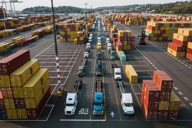 How Partnering with a Freight Brokerage Can Elevate Your Business