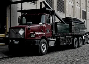 Optimizing Your Supply Chain with Flatbed Trucking from LNC Logistics