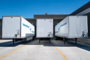 10 Reasons Why Your Business Should Switch to a Freight Brokerage for Shipping