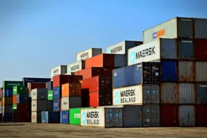 Reduce Shipping Costs By Working With a Freight Brokerage